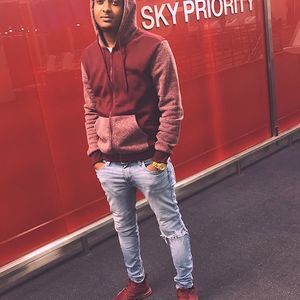 Meet your Posher, Nicholus